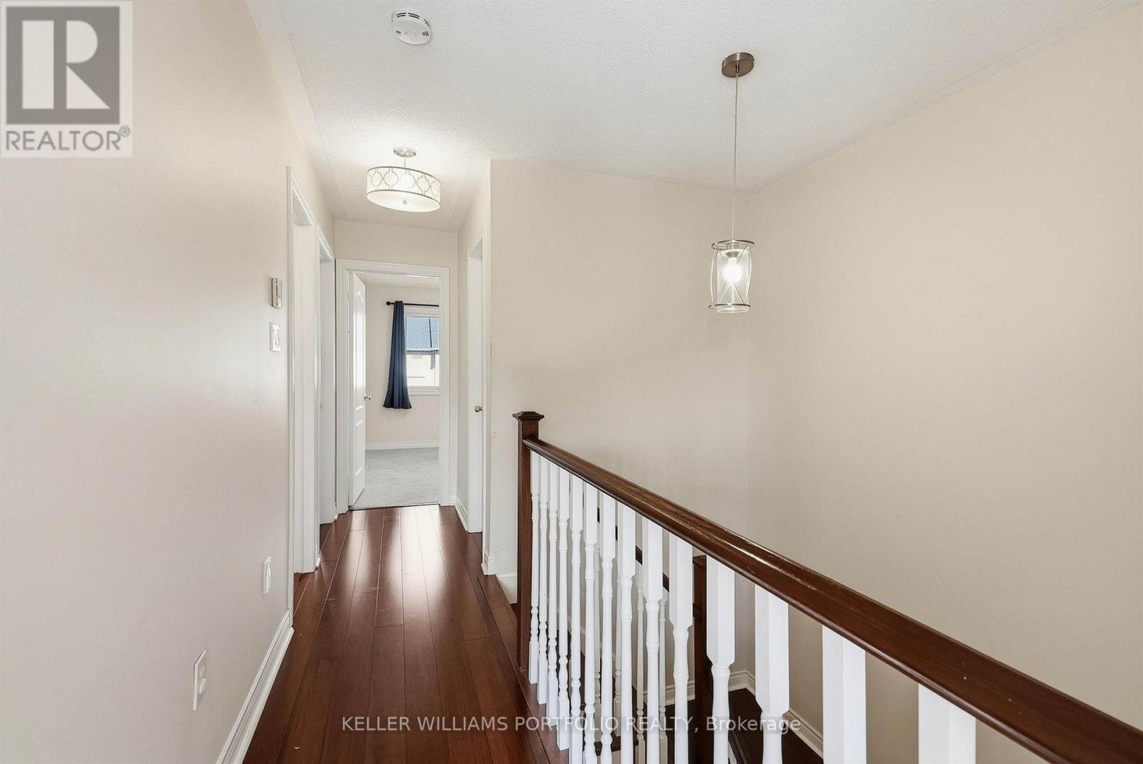 8 Gateway Court, Whitby, ON photo 19