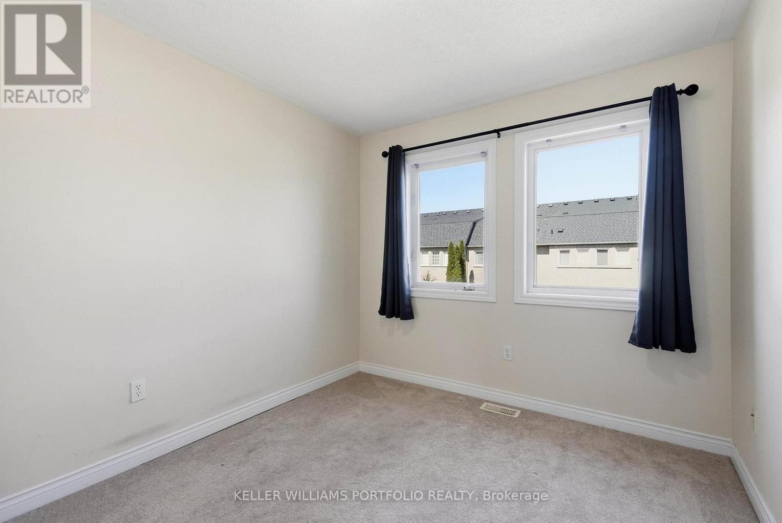 8 Gateway Court, Whitby, ON photo 26