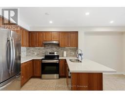 8 Gateway Court, Whitby, ON L1R3M9 Photo 13
