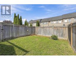 8 Gateway Court, Whitby, ON L1R3M9 Photo 43