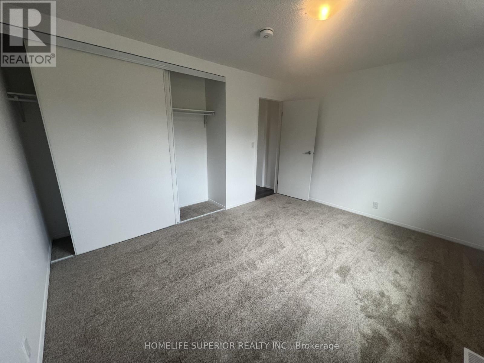 60 SAMA PARK ROAD - 20