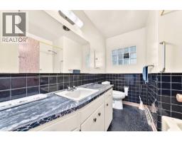 14 Carnarvon Way Nw, Calgary, AB T2K1W4 Photo 19
