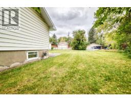 14 Carnarvon Way Nw, Calgary, AB T2K1W4 Photo 35