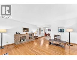 Dining room - 14 Carnarvon Way Nw, Calgary, AB T2K1W4 Photo 7