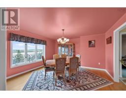 Bedroom - 18404 Highway 7, Popes Harbour, NS B0J3H0 Photo 15