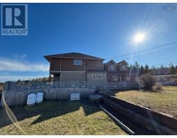 Primary Bedroom - 18404 Highway 7, Popes Harbour, NS B0J3H0 Photo 10