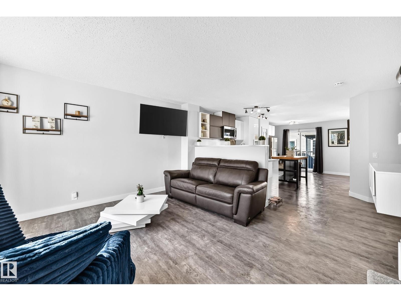 #146 5604 199 ST NW - 6