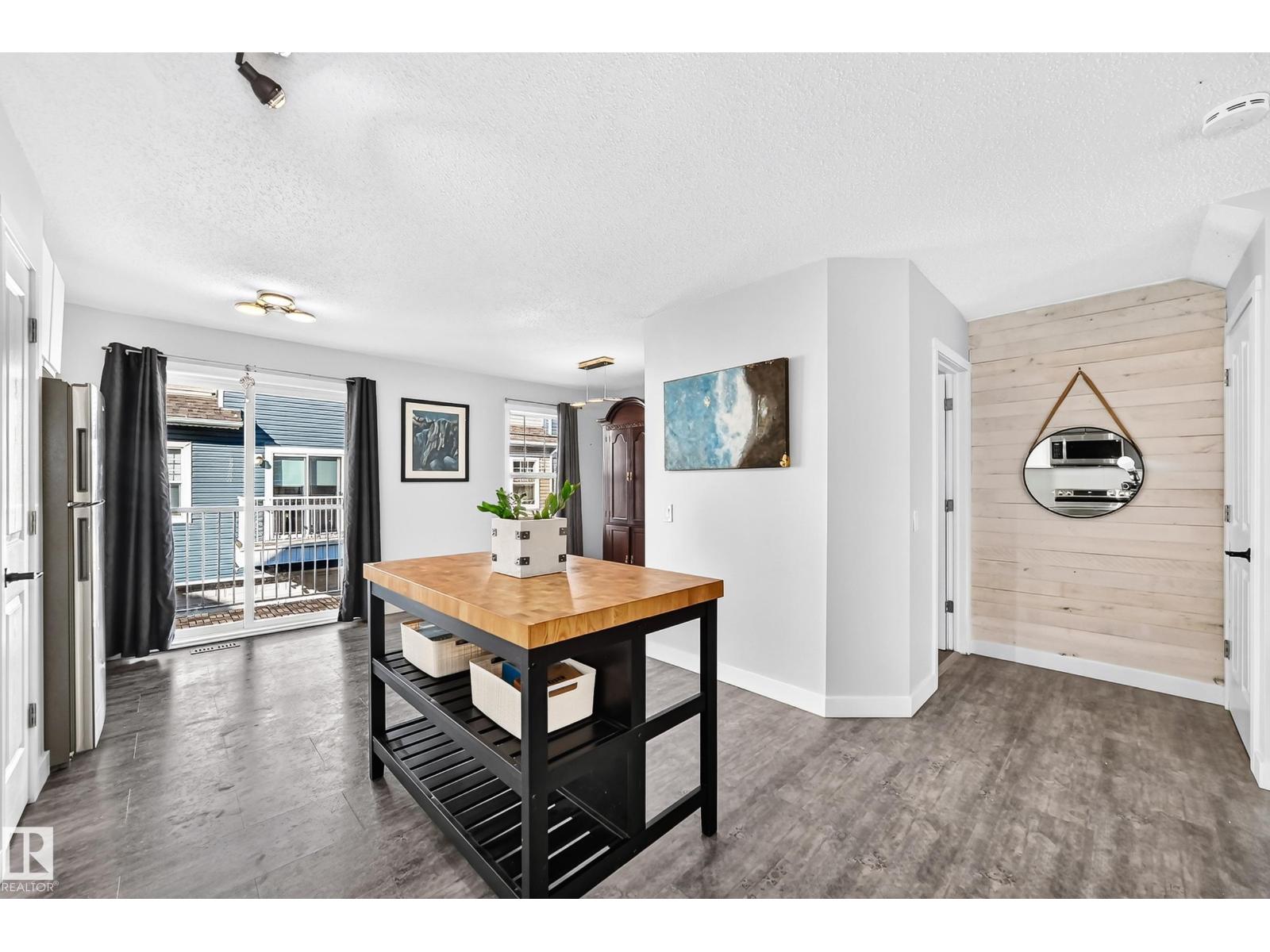 #146 5604 199 ST NW - 8