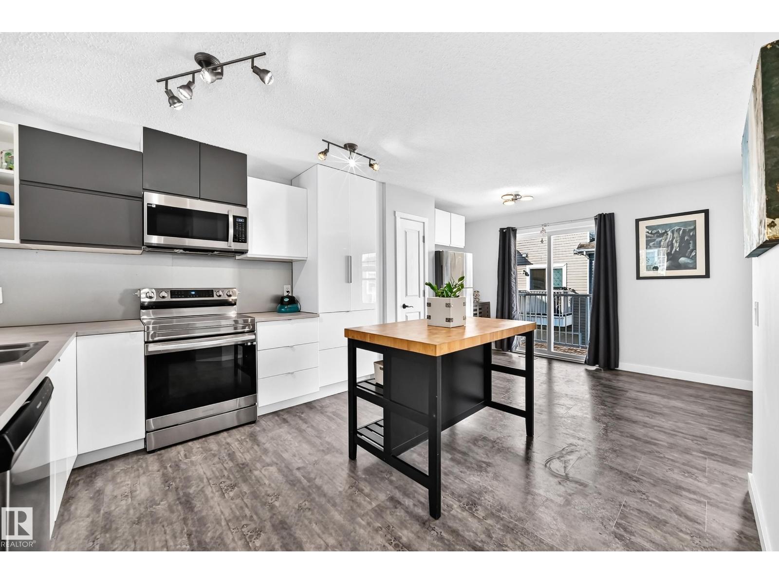 #146 5604 199 ST NW - 9