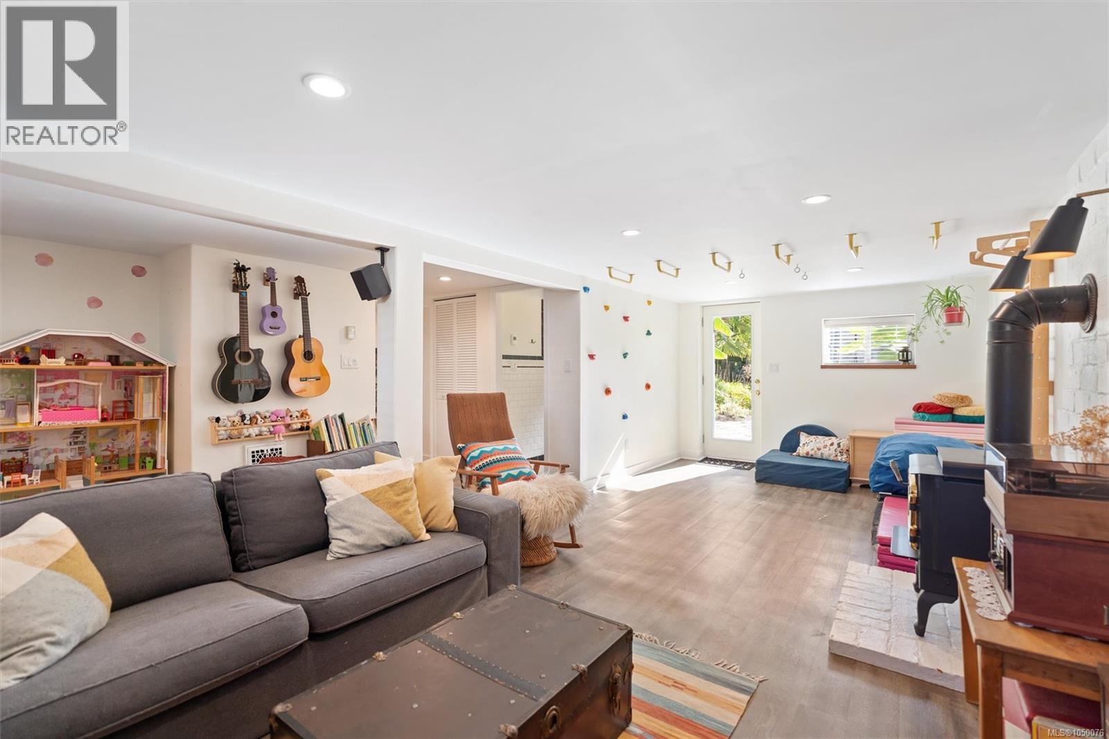 3015 Earl Grey St - 24
