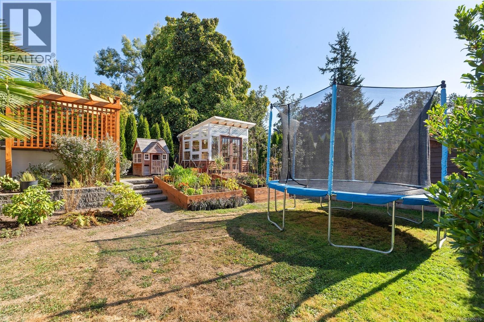 3015 Earl Grey St - Image 32
