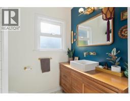 3015 Earl Grey St, Saanich, BC V9B1L1 Photo 19
