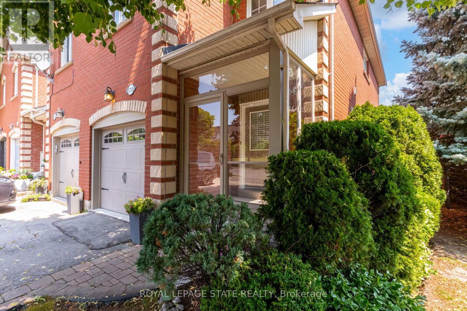173 MARGARET DRIVE - Image 32