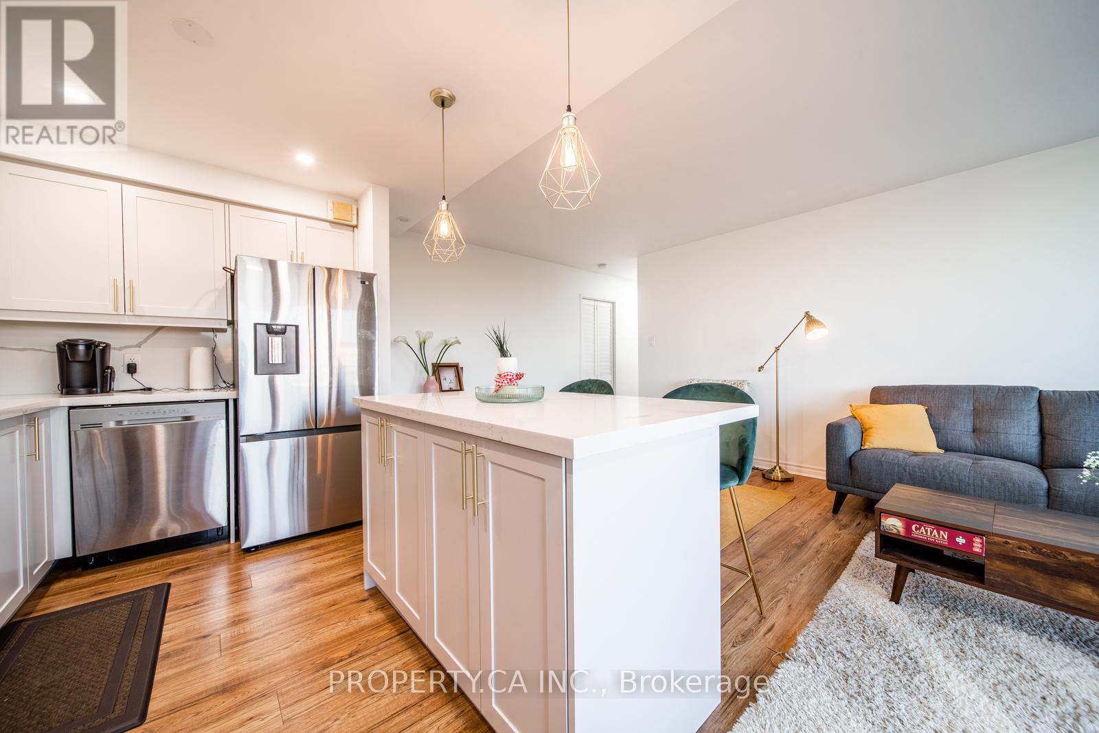 #1114 455 SENTINEL ROAD - 7