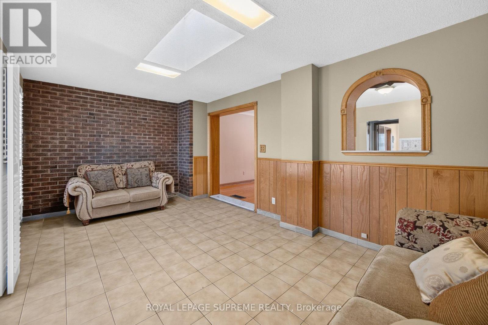 158 AILEEN AVENUE - 14