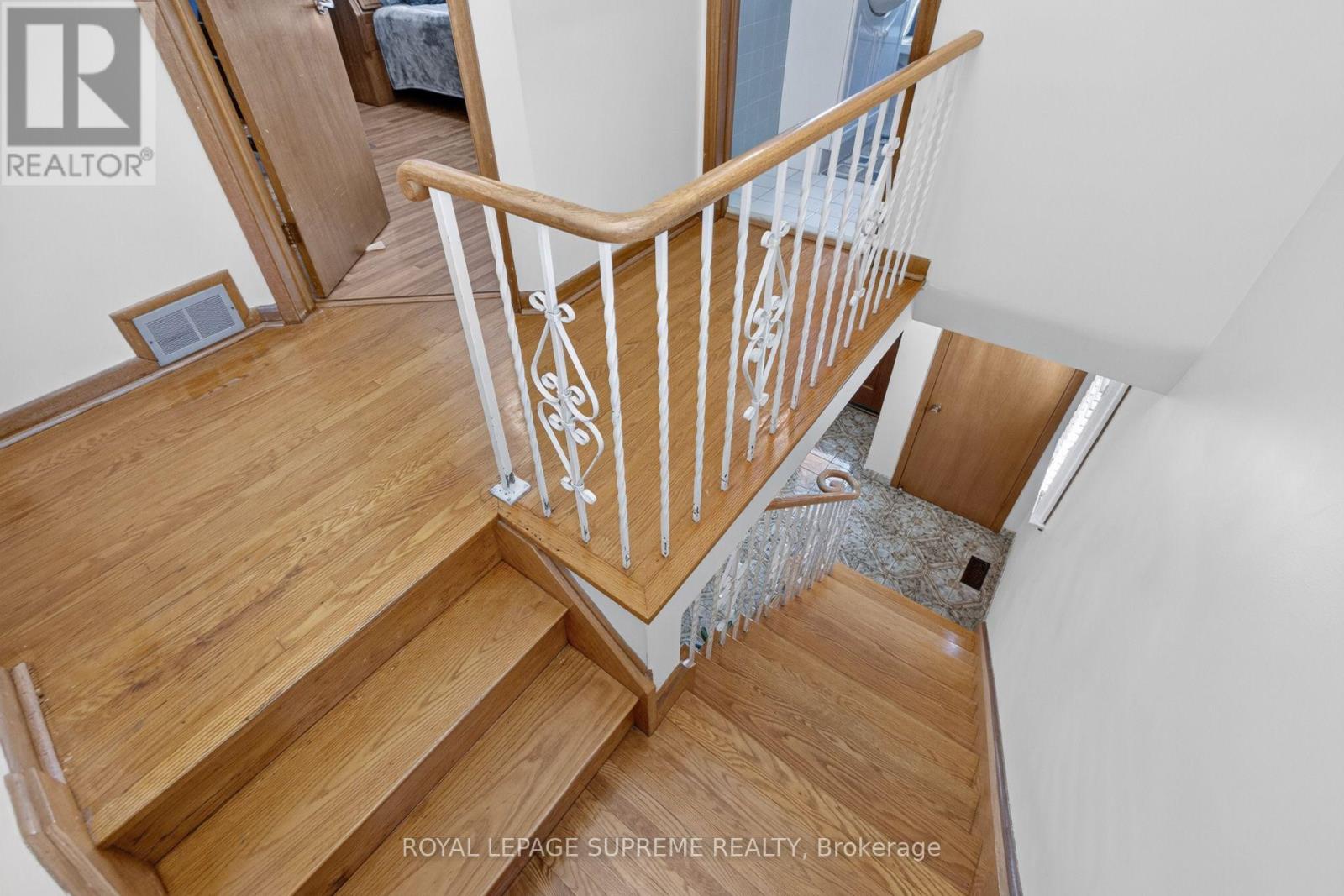 158 AILEEN AVENUE - 23