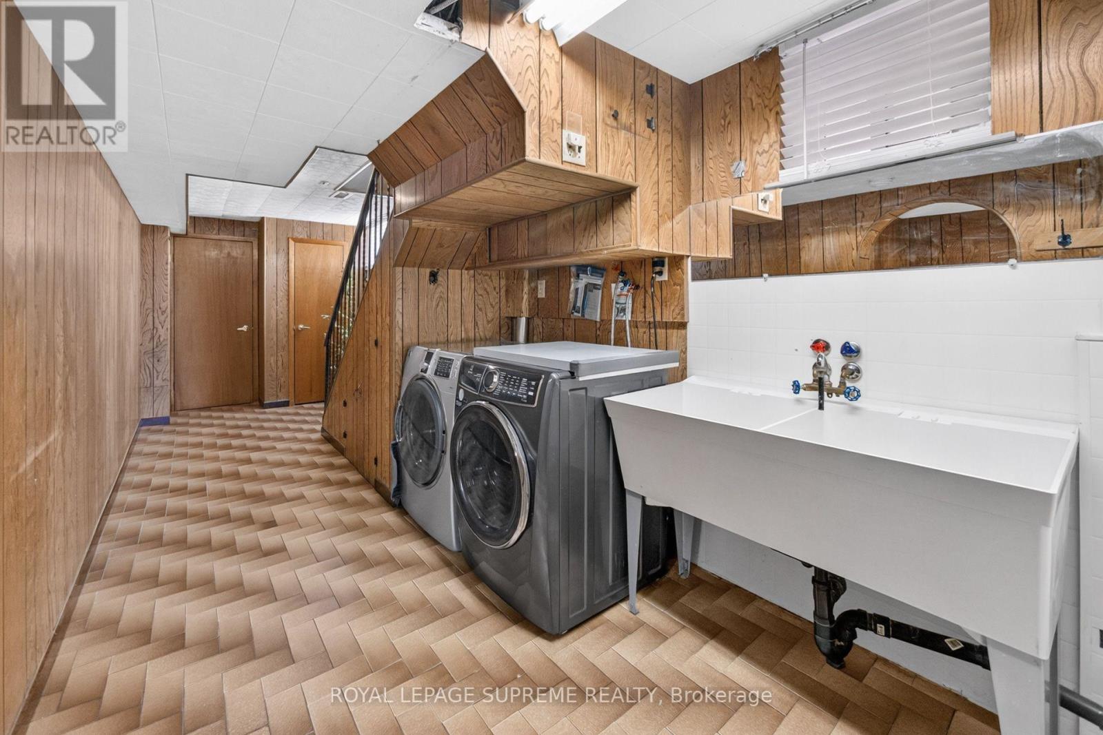 158 AILEEN AVENUE - 35