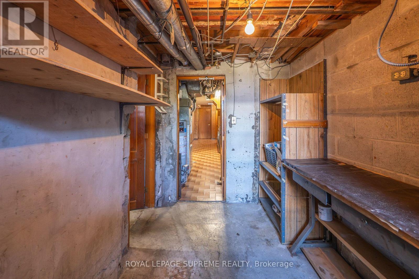 158 AILEEN AVENUE - 42
