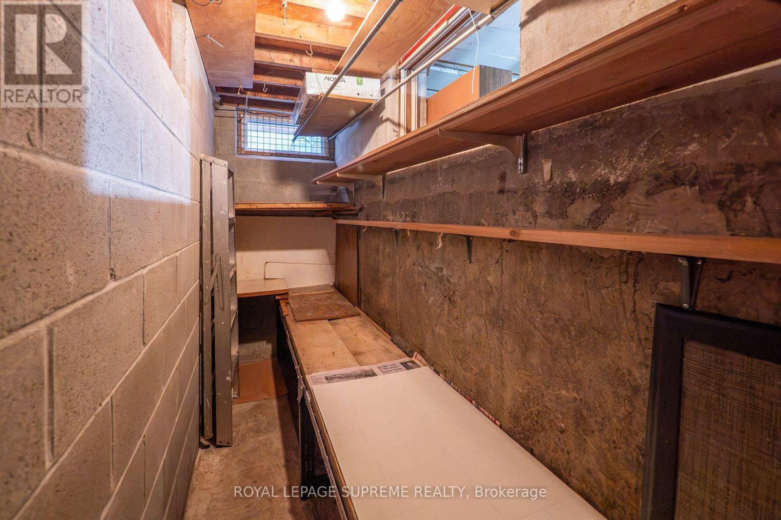158 AILEEN AVENUE - 44