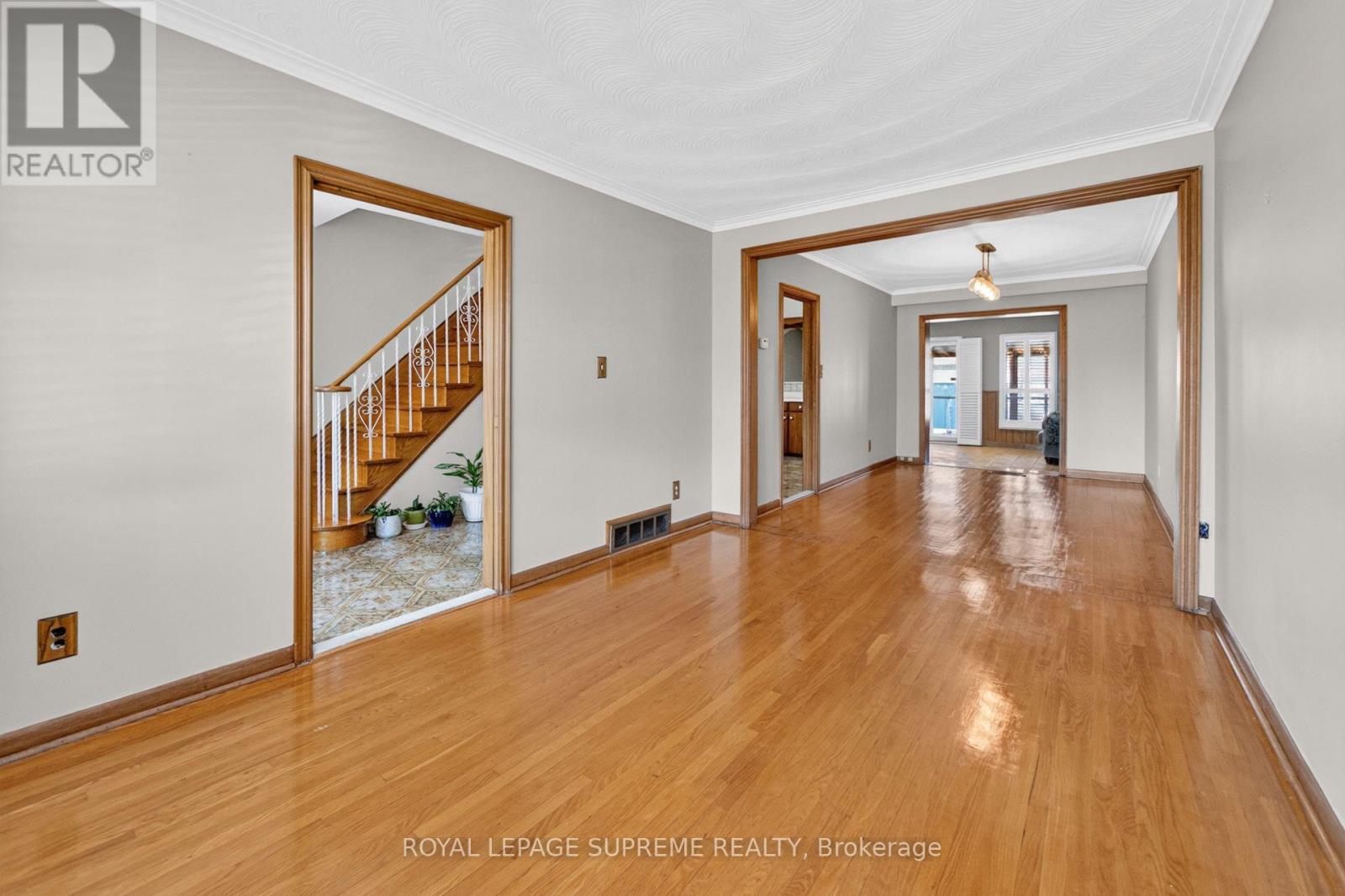158 AILEEN AVENUE - 8