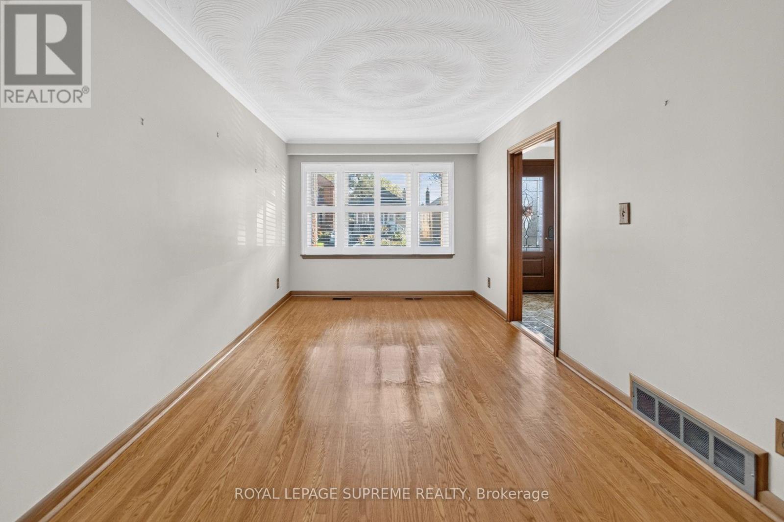 158 AILEEN AVENUE - 9