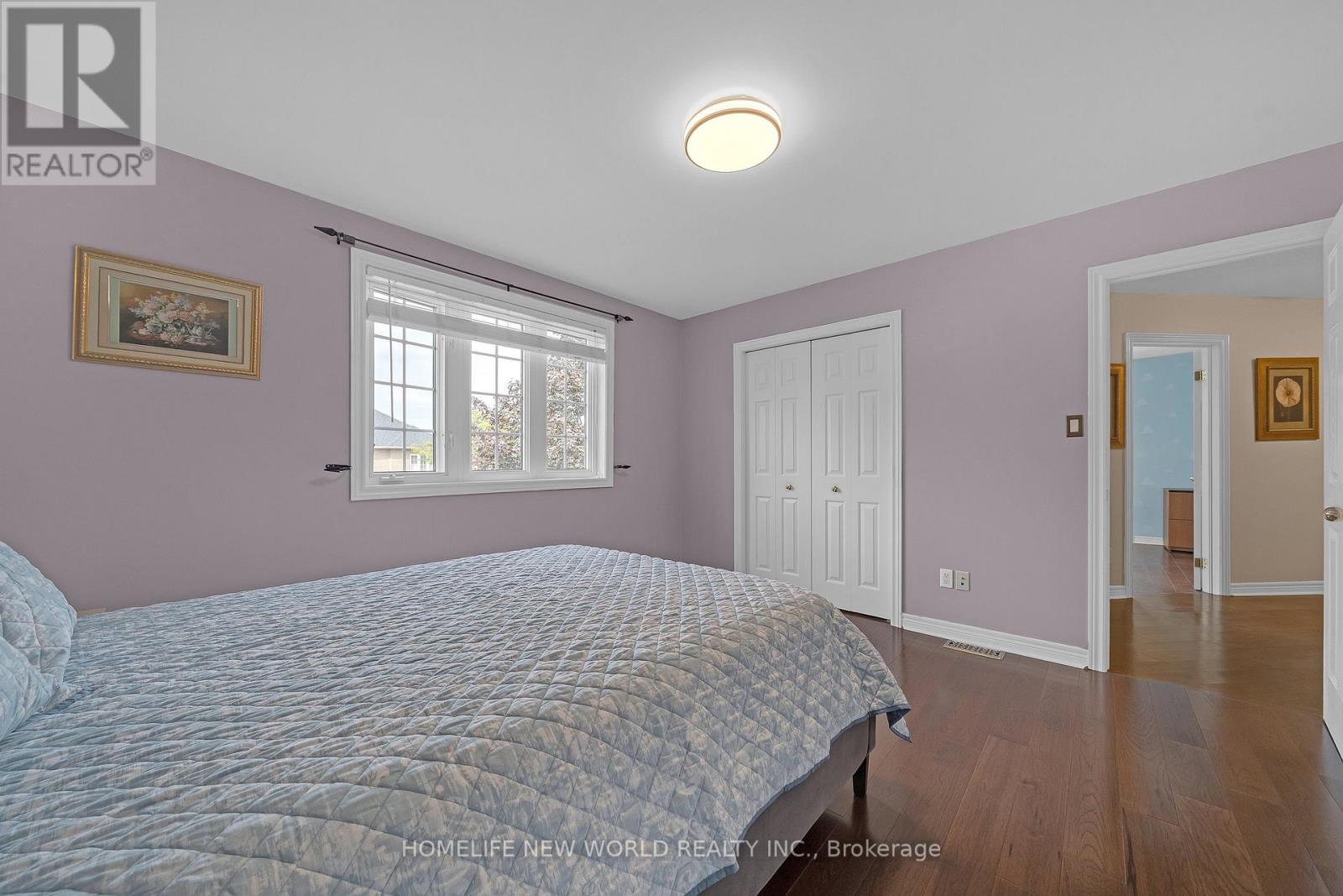 2485 BLUE HOLLY CRESCENT - Image 35