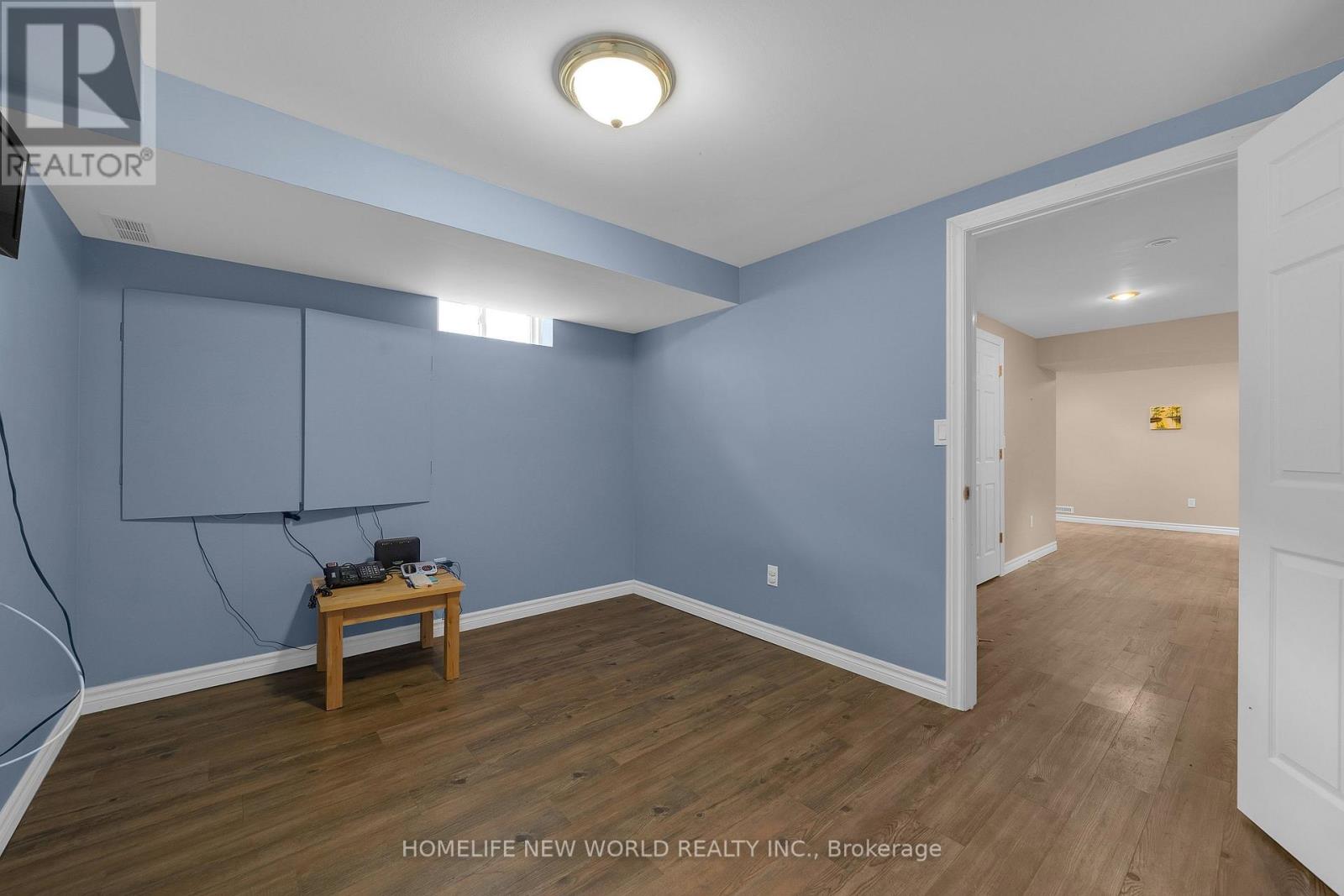 2485 BLUE HOLLY CRESCENT - Image 41