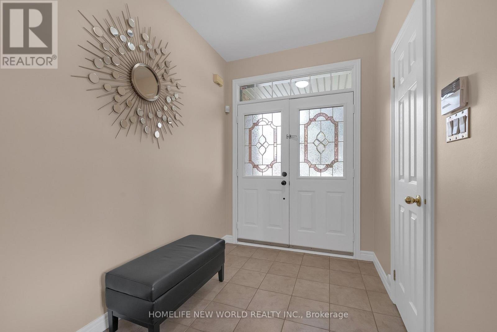 2485 BLUE HOLLY CRESCENT - 8