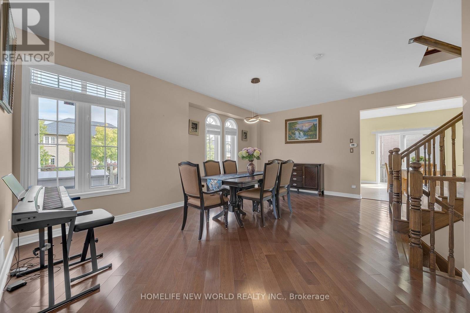2485 BLUE HOLLY CRESCENT - 9