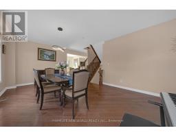 2485 Blue Holly Crescent, Oakville, ON L6M4V4 Photo 12