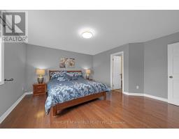 2485 Blue Holly Crescent, Oakville, ON L6M4V4 Photo 26