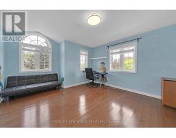 2485 Blue Holly Crescent, Oakville, ON L6M4V4 Photo 32