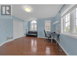 2485 Blue Holly Crescent, Oakville, ON L6M4V4 Photo 33