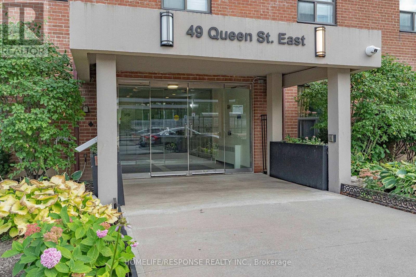 #103 49 QUEEN STREET E - 2