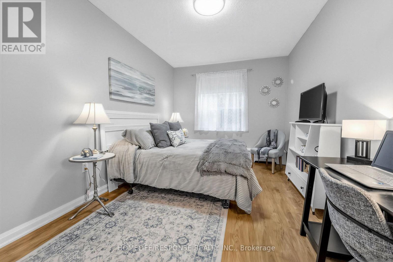 #103 49 QUEEN STREET E - 22