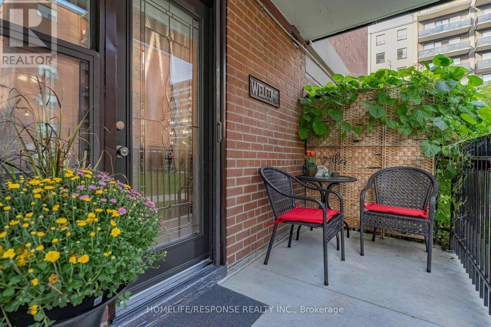 #103 49 QUEEN STREET E - 5