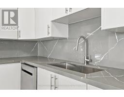1802 - 145 Hillcrest Avenue, Mississauga, ON L5B3Z1 Photo 9