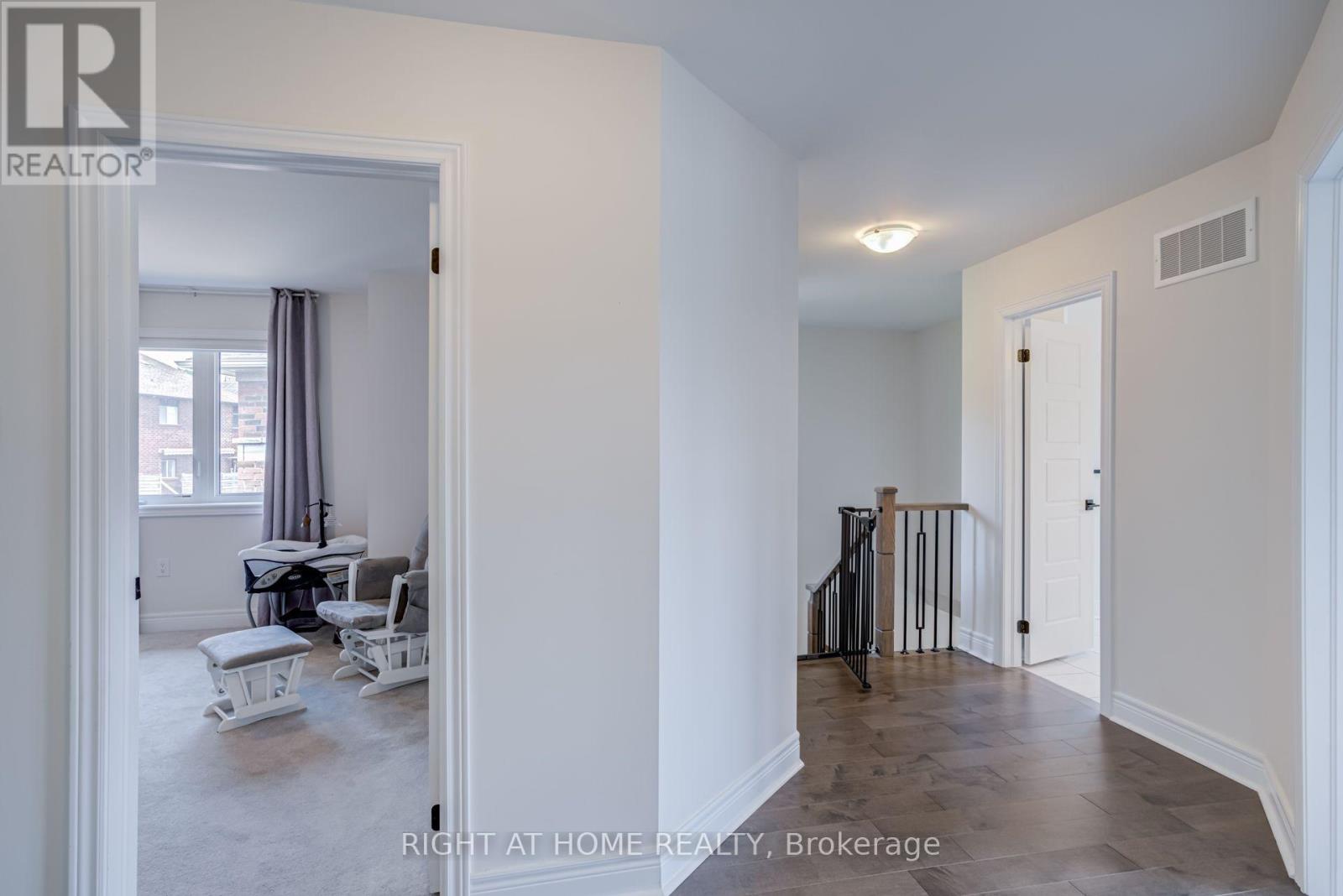 51 ROSEWELL CRESCENT - Image 25