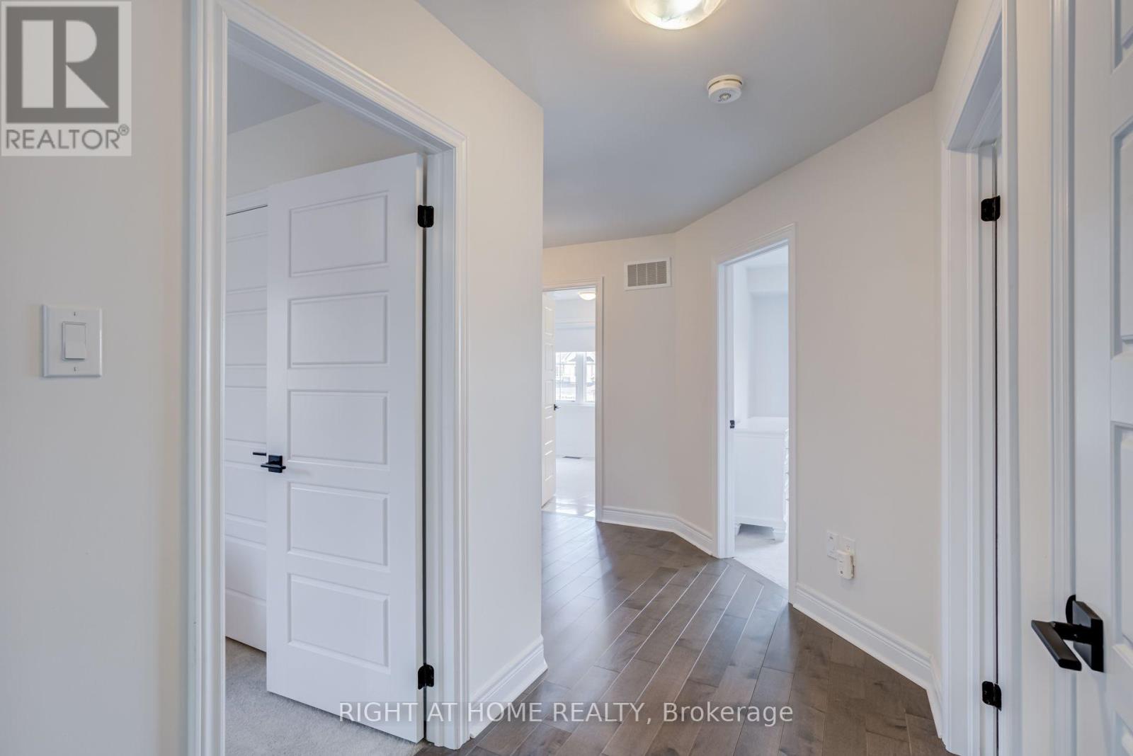 51 ROSEWELL CRESCENT - Image 26