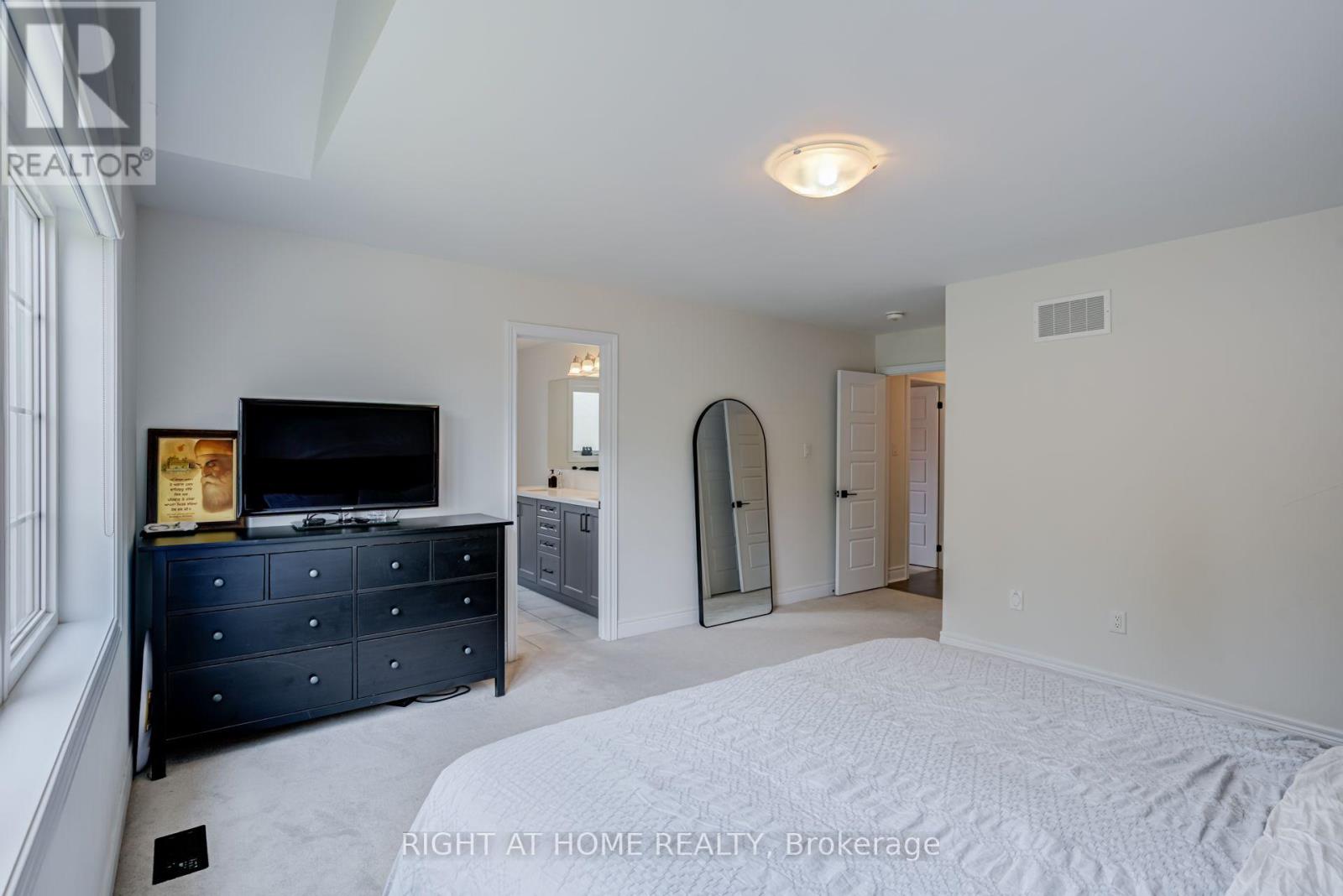 51 ROSEWELL CRESCENT - Image 31