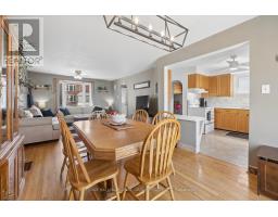 Foyer - 27 St Paul Street, Kawartha Lakes, ON K9V1S3 Photo 9