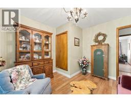 Eat in kitchen - 229 Drury Lane, Strathroy, ON N7G3E7 Photo 13