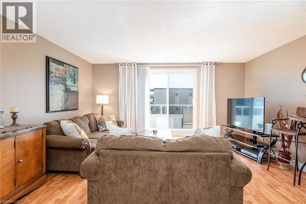 #310 71 VANIER Drive - 27