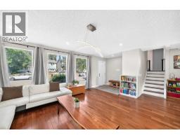4pc Bathroom - 179 Deer Ridge Way Se, Calgary, AB T2J5Y8 Photo 11