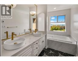 106 75 Songhees Rd, Victoria, BC V9A7M5 Photo 31