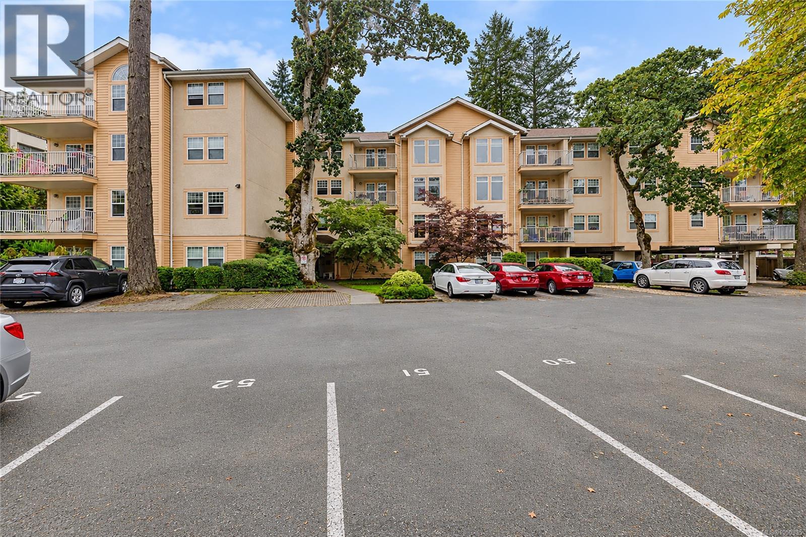 #105 606 Goldstream Ave - Image 28
