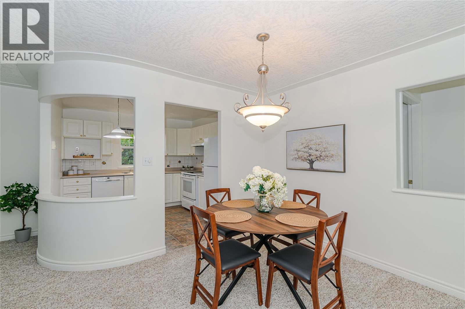 #105 606 Goldstream Ave - 5
