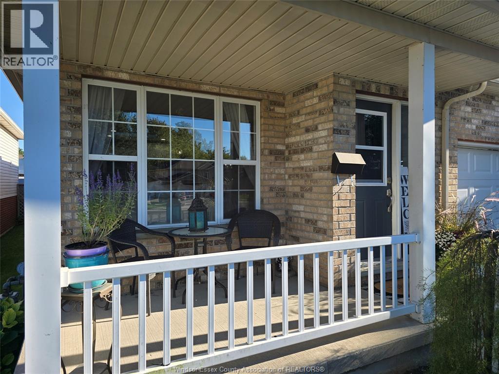 110 GREENFIELD Lane, Chatham, Ontario, N7L5N5, Chatham, Ontario — photo 4 of 5