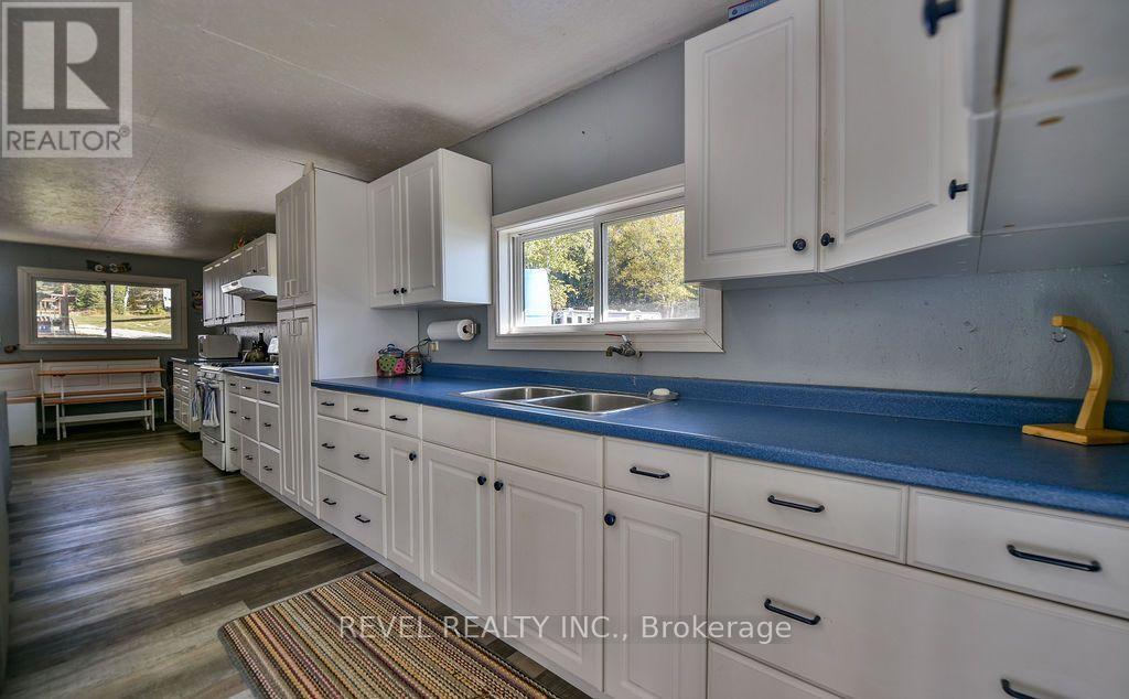 LOT 2 PL M1119 - Image 42