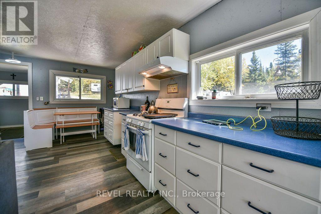 LOT 2 PL M1119 - Image 43
